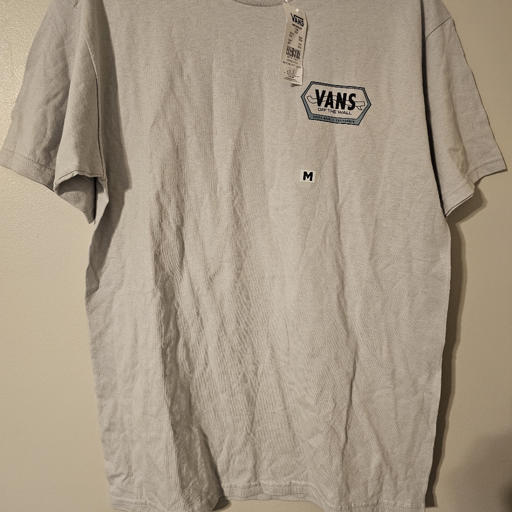 NWT Vans shirt size M